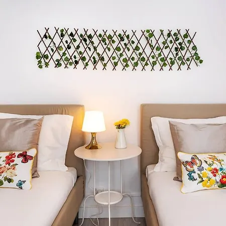 Urban & Trendy Duplex Close To Lx Factory By Trip2portugal *