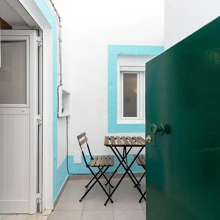 Urban & Trendy Duplex Close To Lx Factory By Trip2portugal *