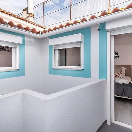 Urban & Trendy Duplex Close To Lx Factory By Trip2portugal Apartment Lisbon